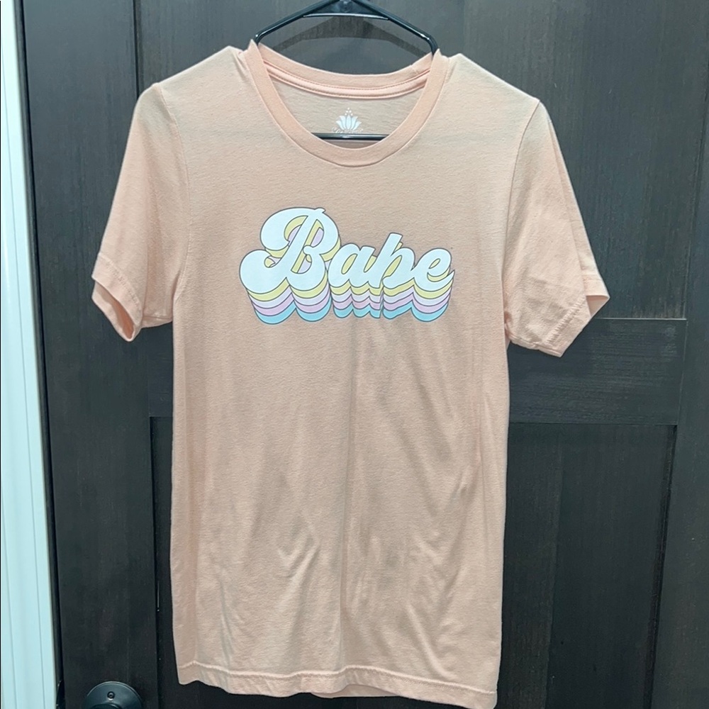 Peach Graphic Tee with 'Babe' Print